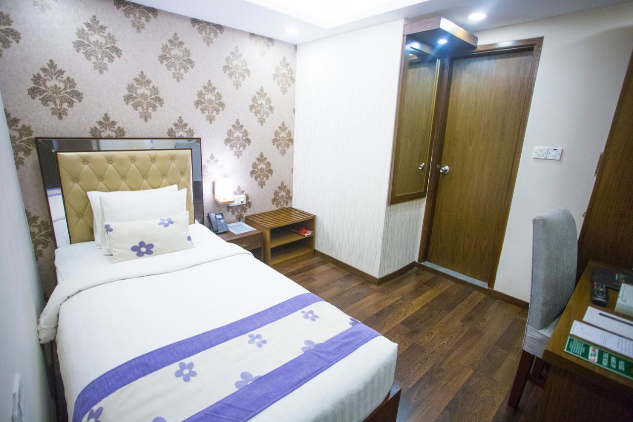 Hotel 71 Дакка Экстерьер фото