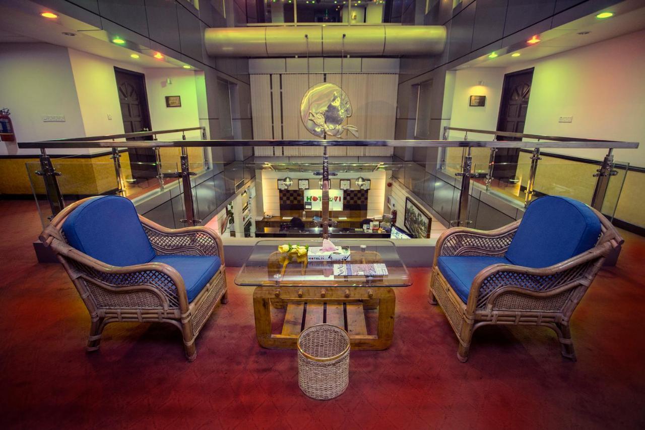 Hotel 71 Дакка Экстерьер фото